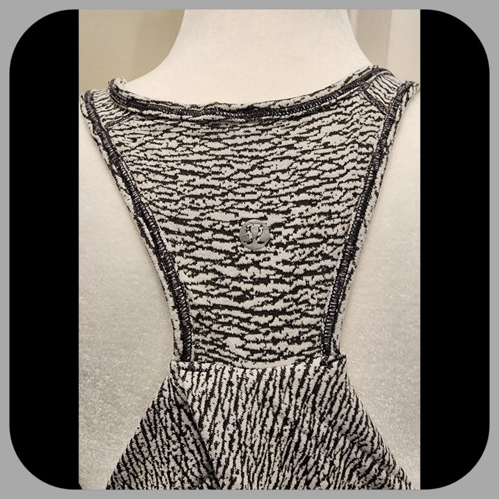 LULULEMON || Swing Racerback Tank Top - Picture 4 of 5